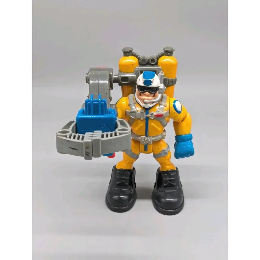 Fisher Price Rescue Heroes 1998 Cliff Hanger & 2000 Sam Sparks & Accessory